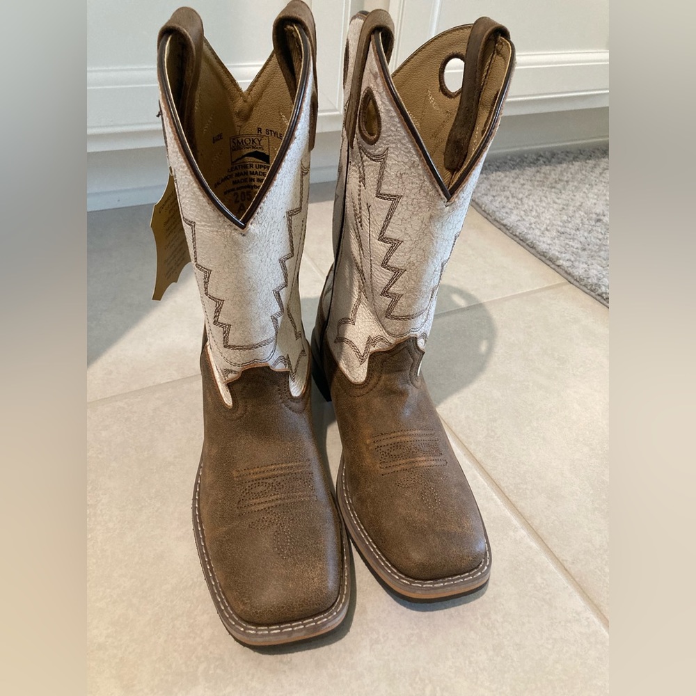 Brand new leather boots